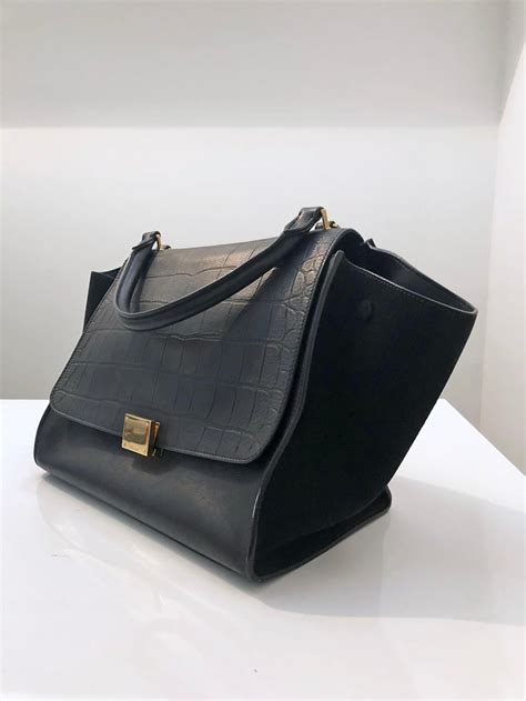 celine trapeze size|Celine trapeze medium.